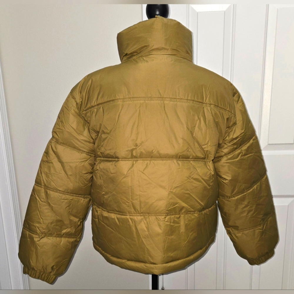 NWT American Eagle Women's Stylish Gold Puffer Jacket - Picture 3 of 10